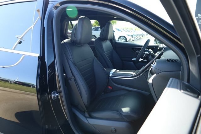 Used 2026 Mercedes-Benz GLC 300 image 25