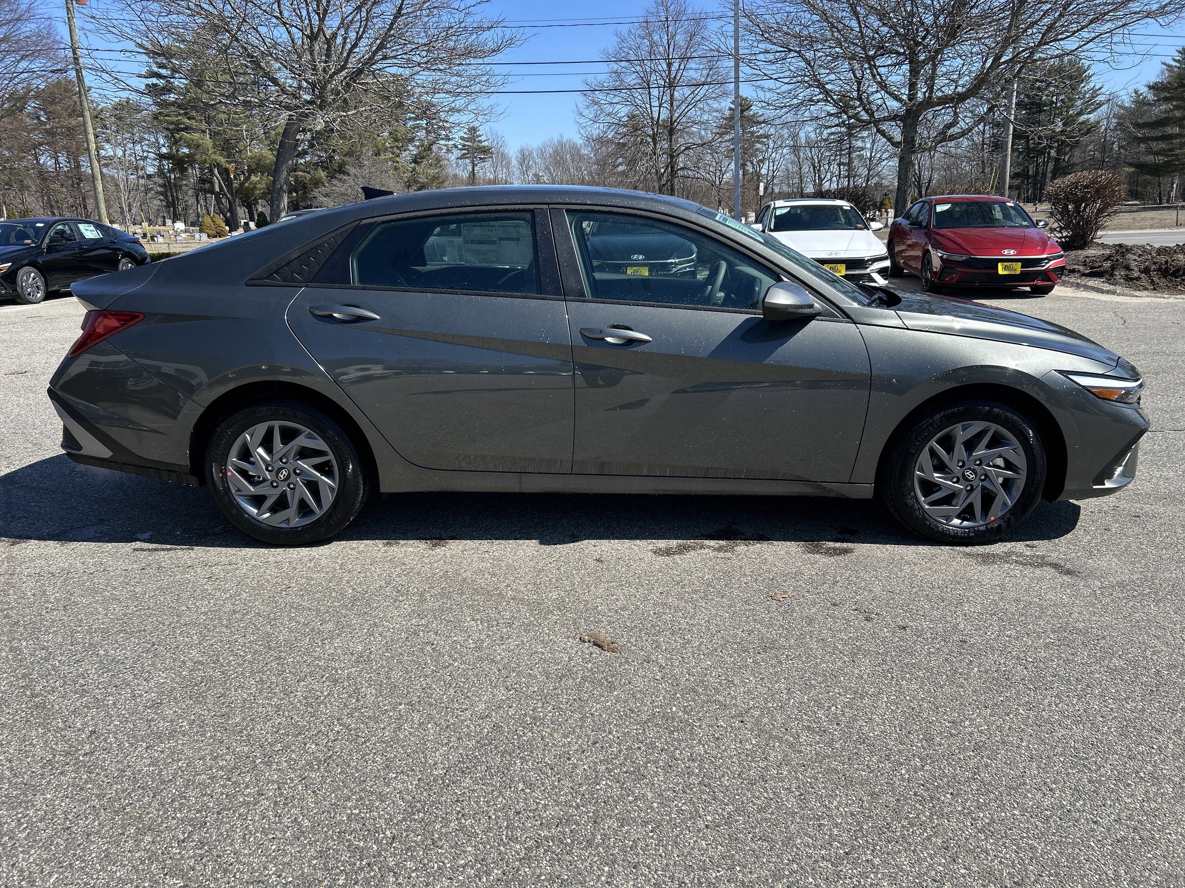 New 2026 Hyundai Elantra Hybrid FWD image 8