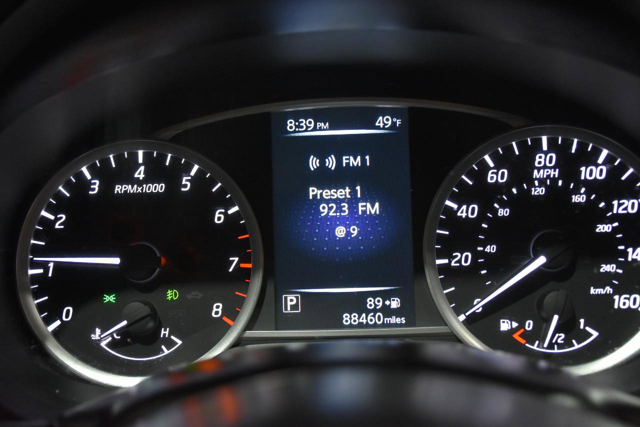 Used 2017 Nissan Sentra SR image 8