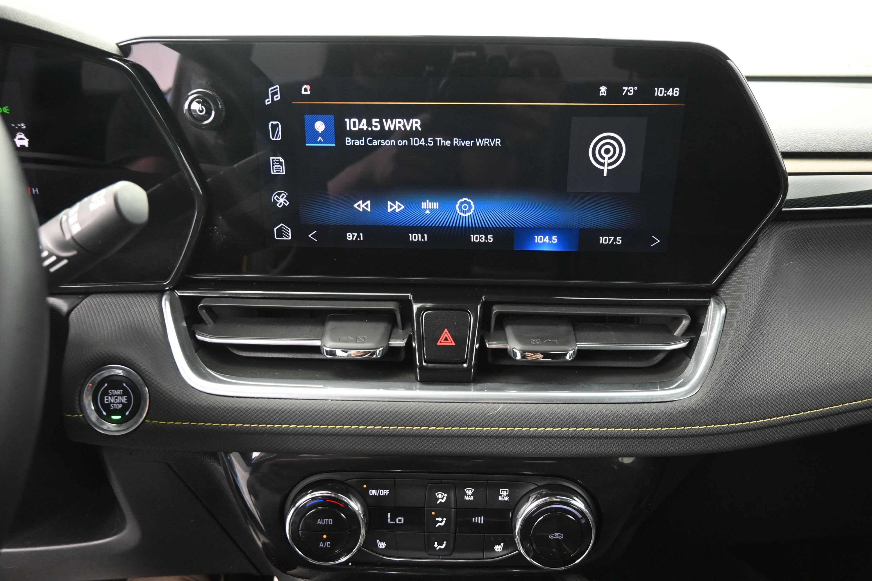 Used 2024 Chevrolet TrailBlazer ACTIV w/ Convenience Package FWD image 16