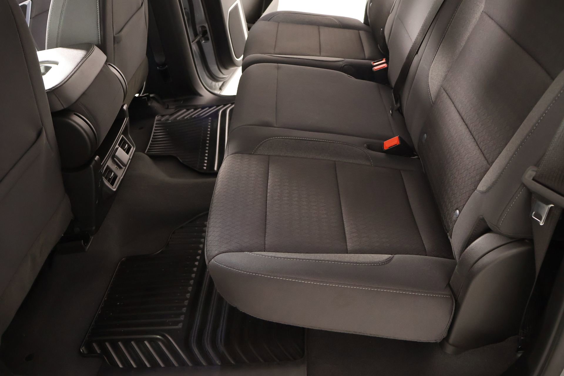 Used 2024 Chevrolet Silverado 1500 LT image 10