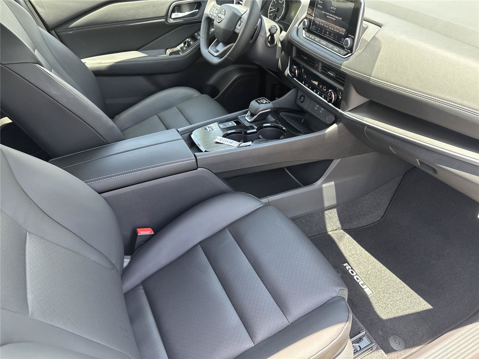 New 2026 Nissan Rogue Dark Armor FWD image 35