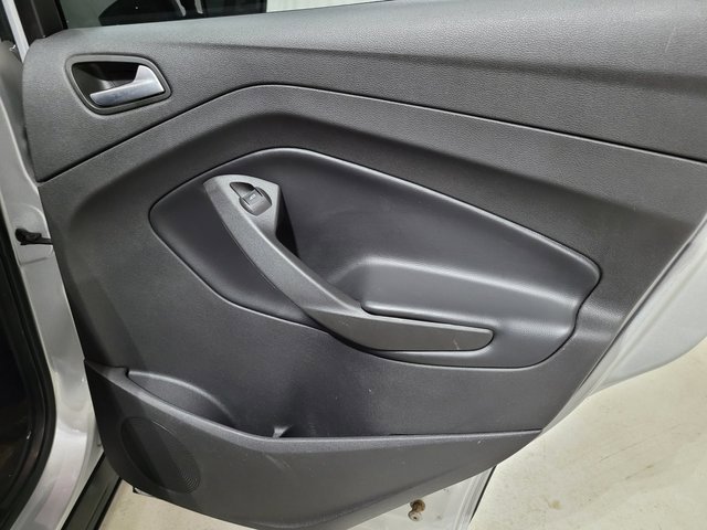 Used 2018 Ford Escape SE w/ Ford Safe & Smart Package image 46