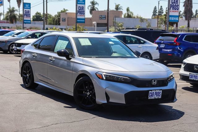 Used 2025 Honda Civic Sport image 2