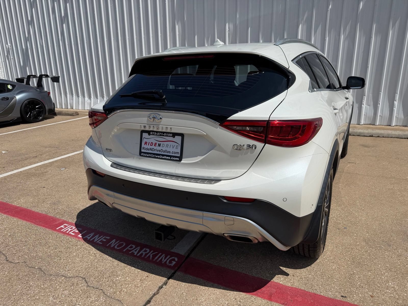 Used 2019 INFINITI QX30 AWD w/ Proassist Package image 5