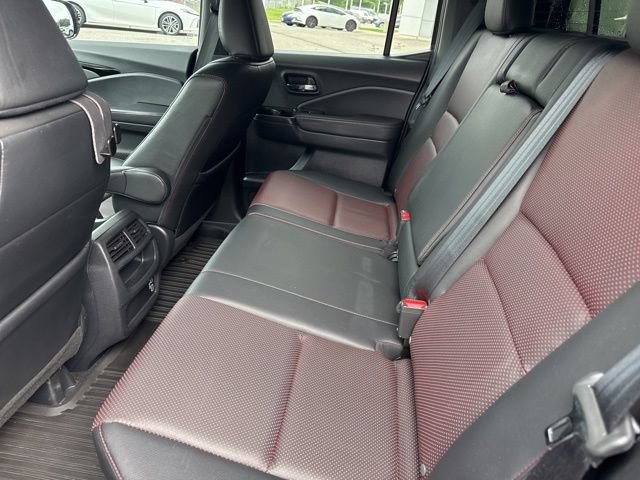 Used 2019 Honda Ridgeline Black Edition image 11