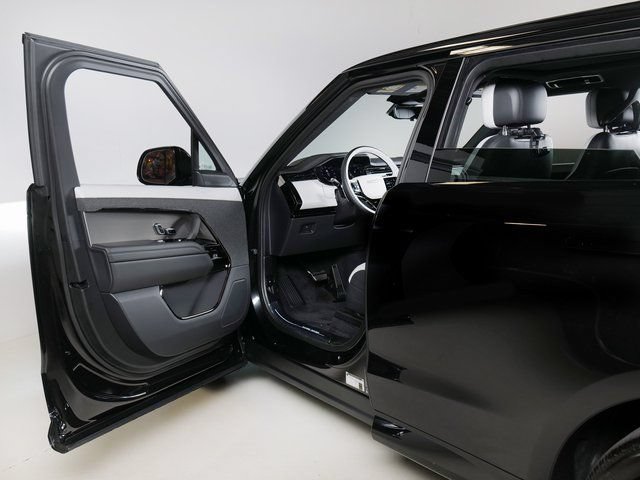 New 2027 Land Rover Range Rover Sport Dynamic SE AWD/4WD image 24