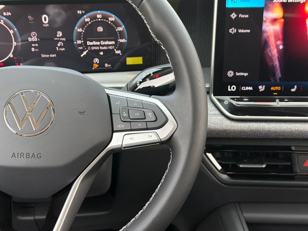 New 2026 Volkswagen Tiguan S FWD image 24