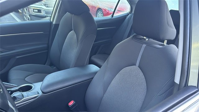 Used 2024 Toyota Camry LE image 26