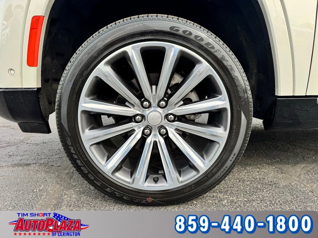 Used 2022 Jeep Grand Wagoneer Series II w/ Premium Group II AWD/4WD image 6