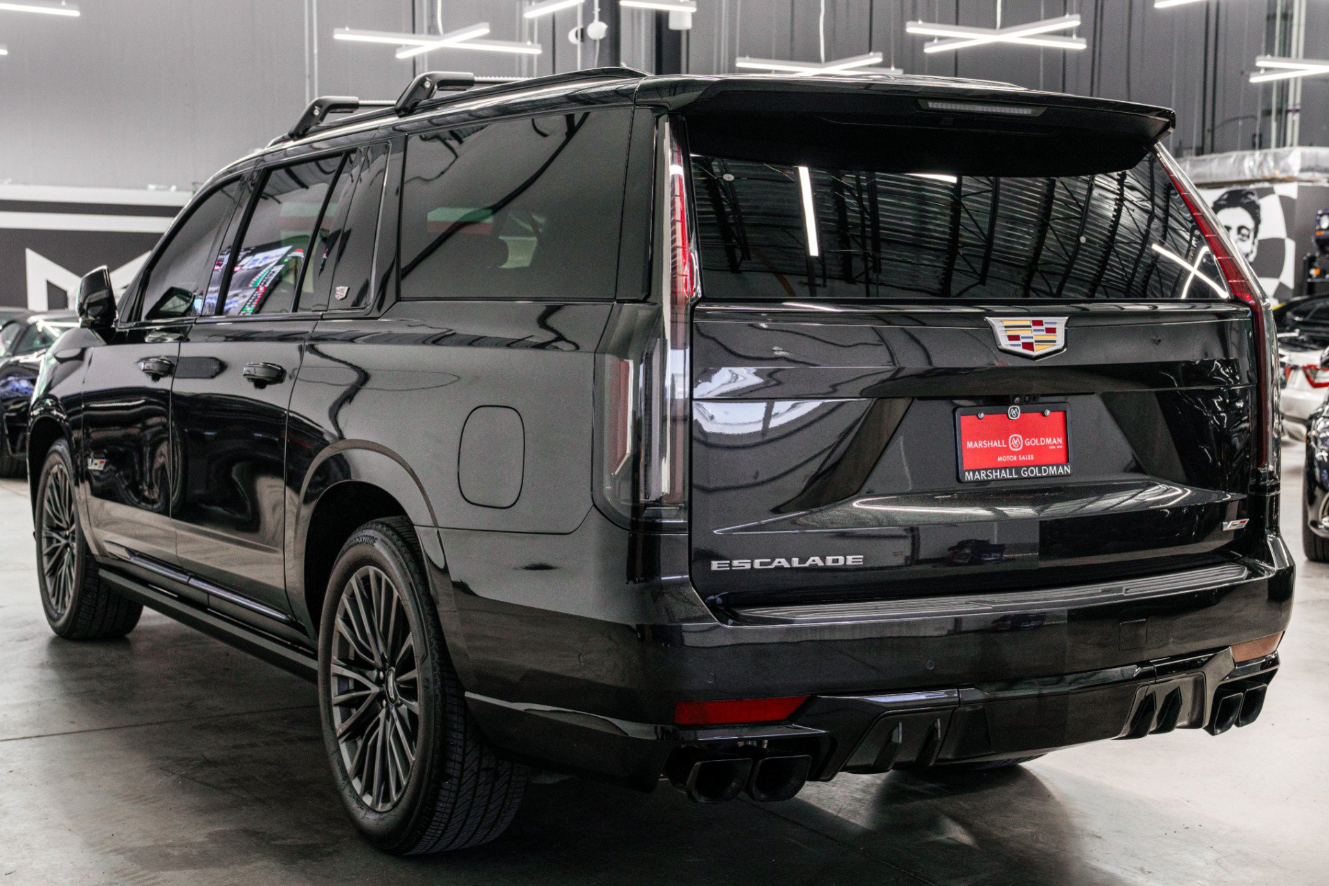 Used 2024 Cadillac Escalade ESV V w/ LPO, Floor Liner Package AWD/4WD image 6