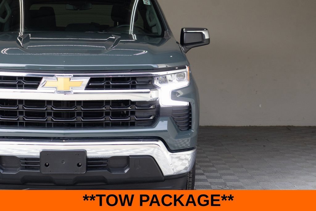 Used 2025 Chevrolet Silverado 1500 LT RWD image 5