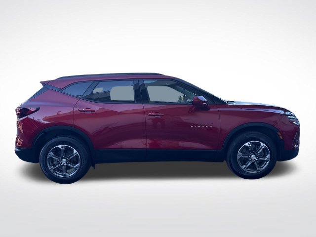 Used 2025 Chevrolet Blazer LT w/ Convenience Package FWD image 7