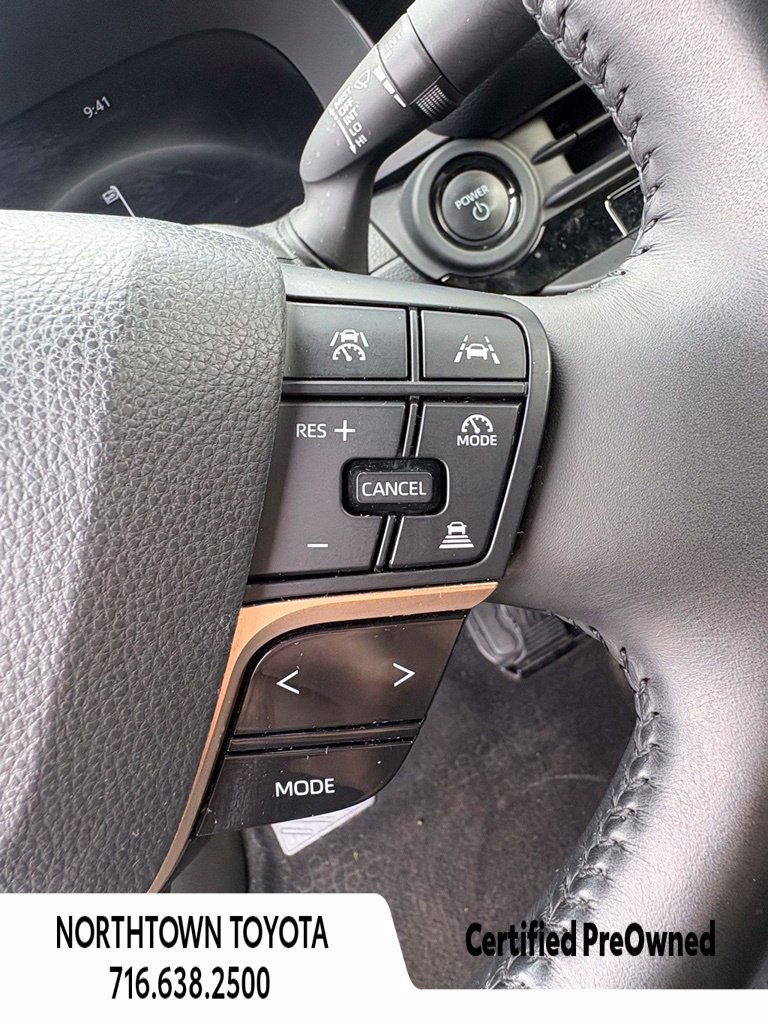 Used 2023 Toyota Crown AWD/4WD image 22