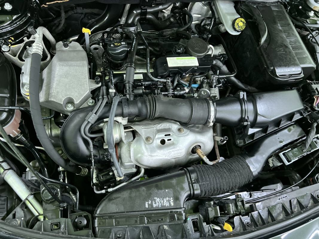 Used 2018 Mercedes-Benz CLA 250 4MATIC image 28