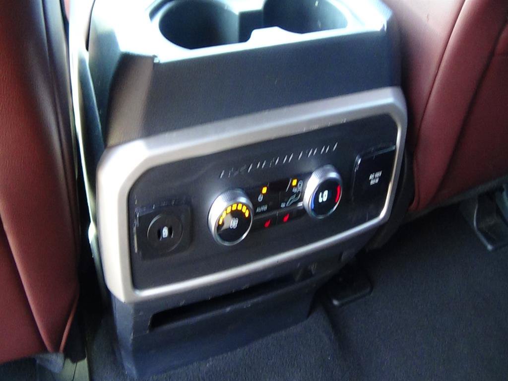 Used 2024 Ford Expedition Limited AWD/4WD image 16