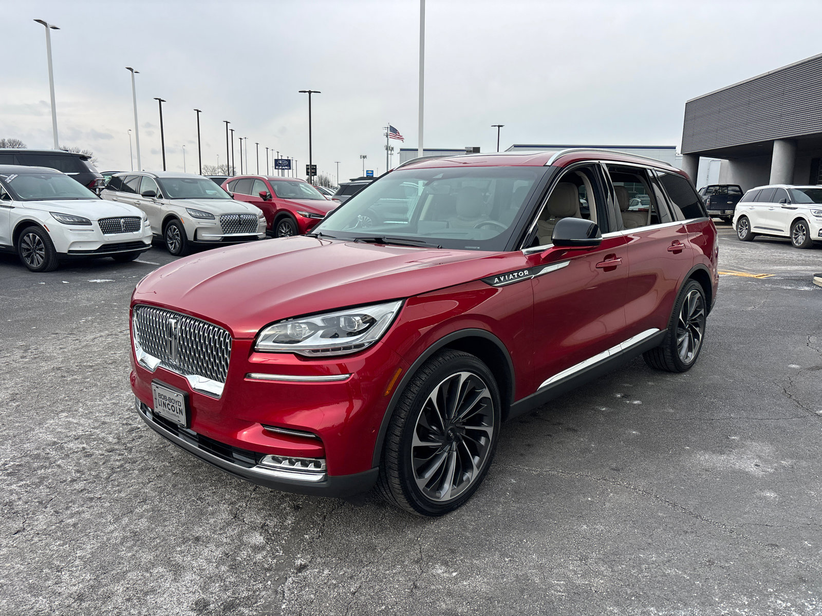 Used 2020 Lincoln Aviator Reserve w/ Equipment Group 202A image 3