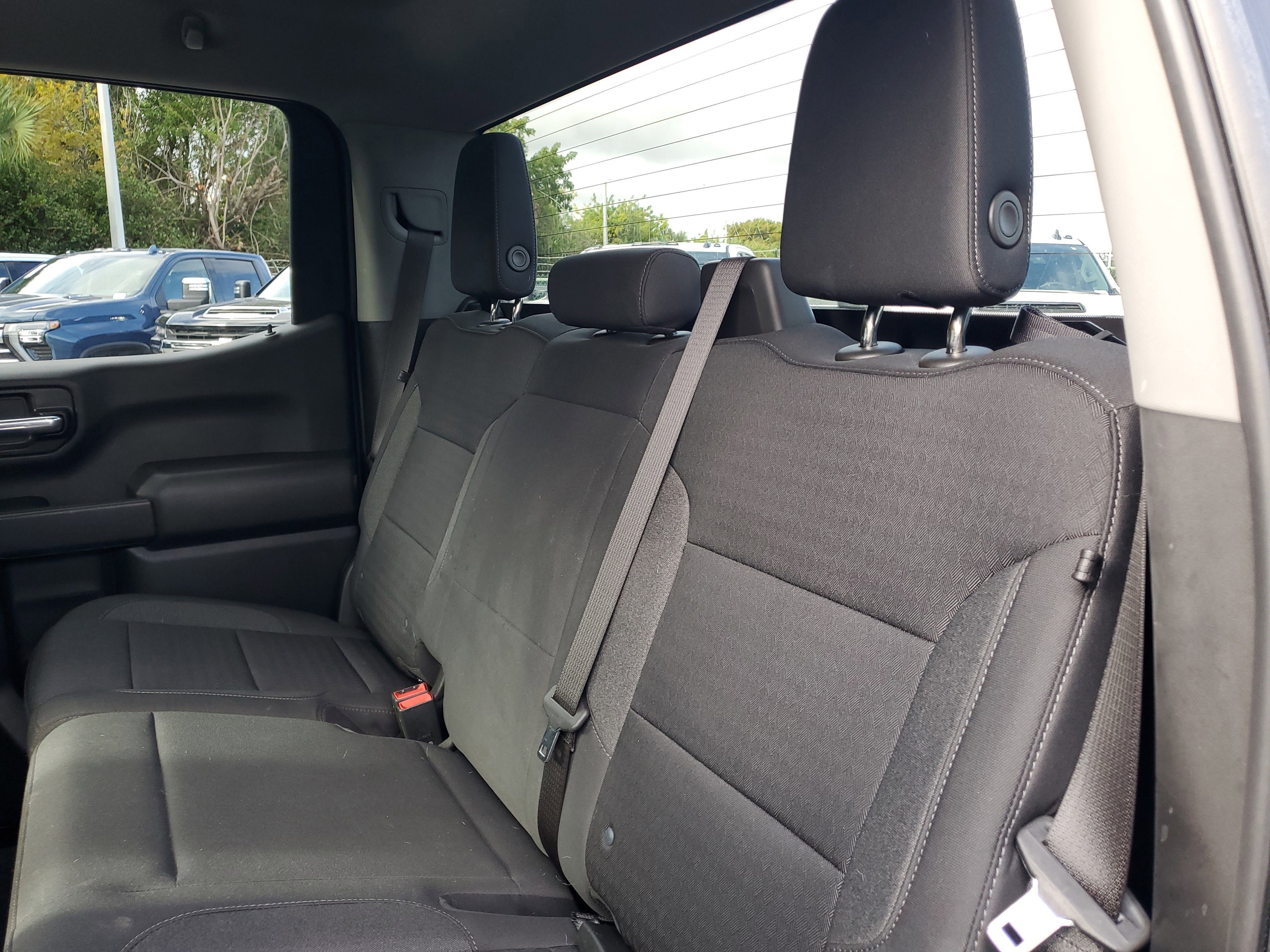 Used 2022 Chevrolet Silverado 1500 Custom image 13