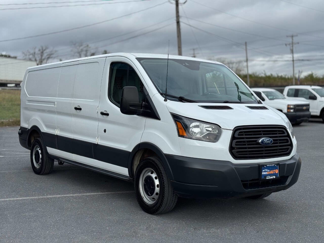 Used 2018 Ford Transit 250 148 Low Roof image 3