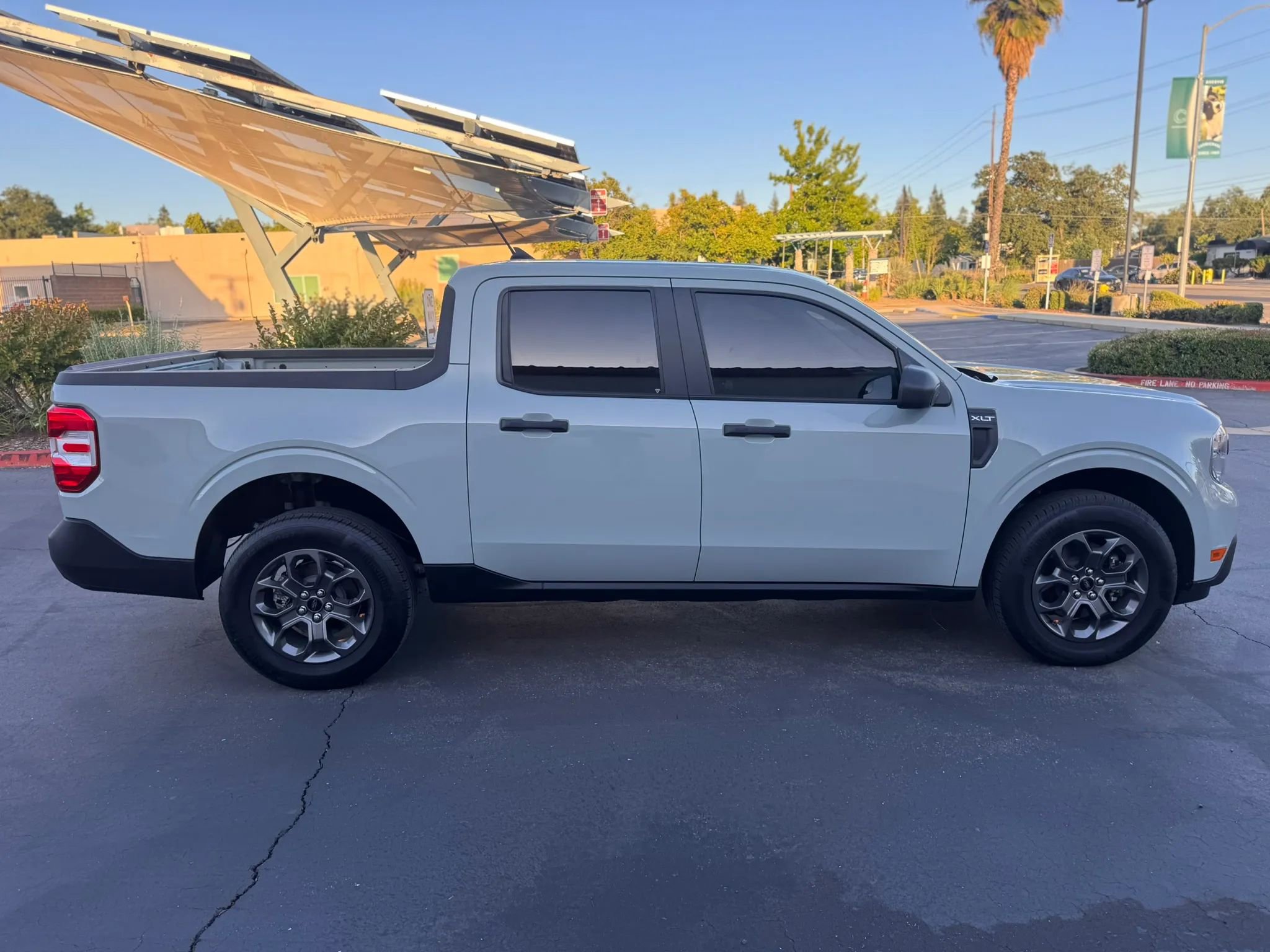 Used 2024 Ford Maverick XLT FWD image 7