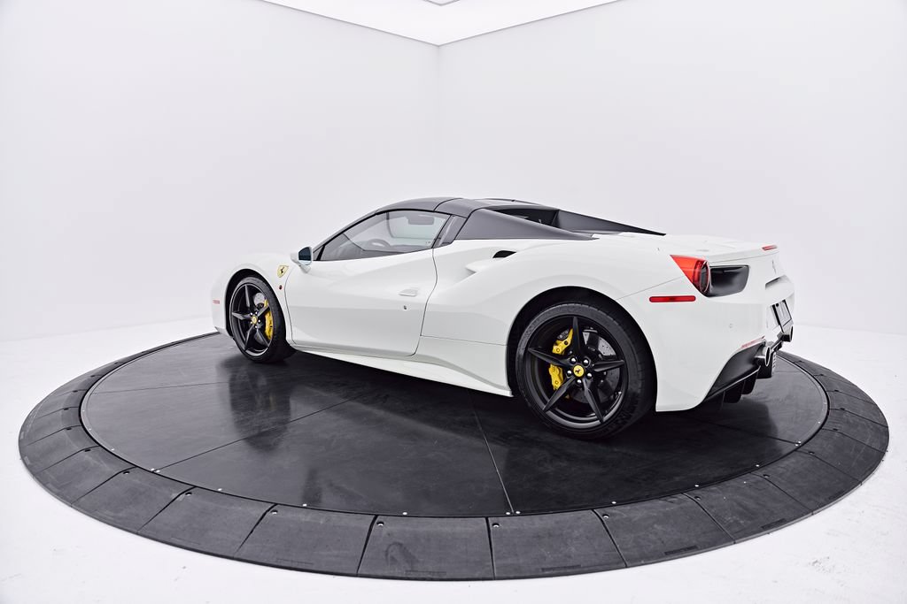 Used 2019 Ferrari 488 Spider RWD image 19