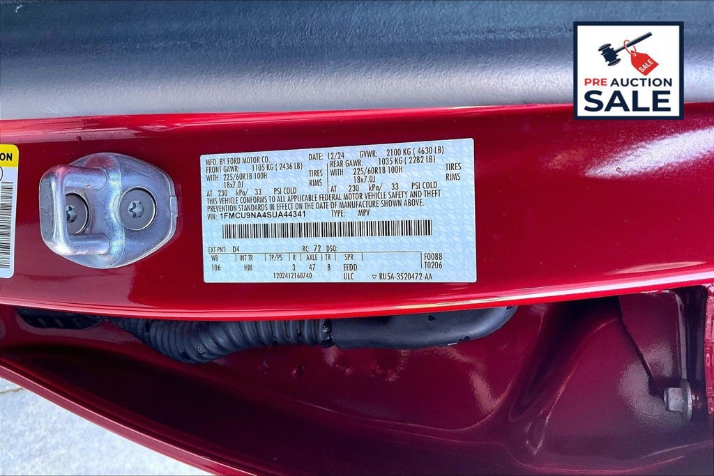 Used 2025 Ford Escape ST-Line Select AWD/4WD image 35
