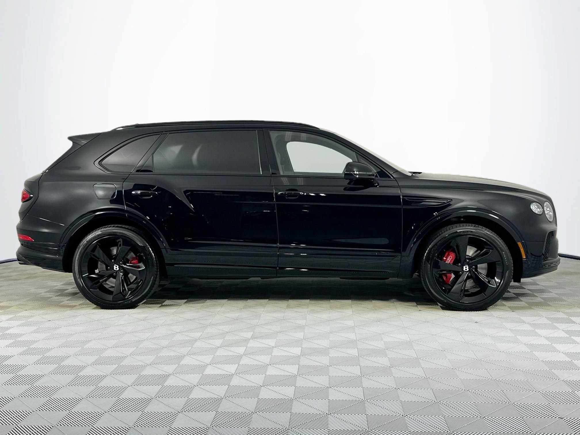 Certified 2024 Bentley Bentayga Extended Wheelbase AWD/4WD image 5