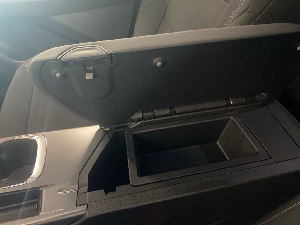 New 2026 Chevrolet Equinox EV LT image 29