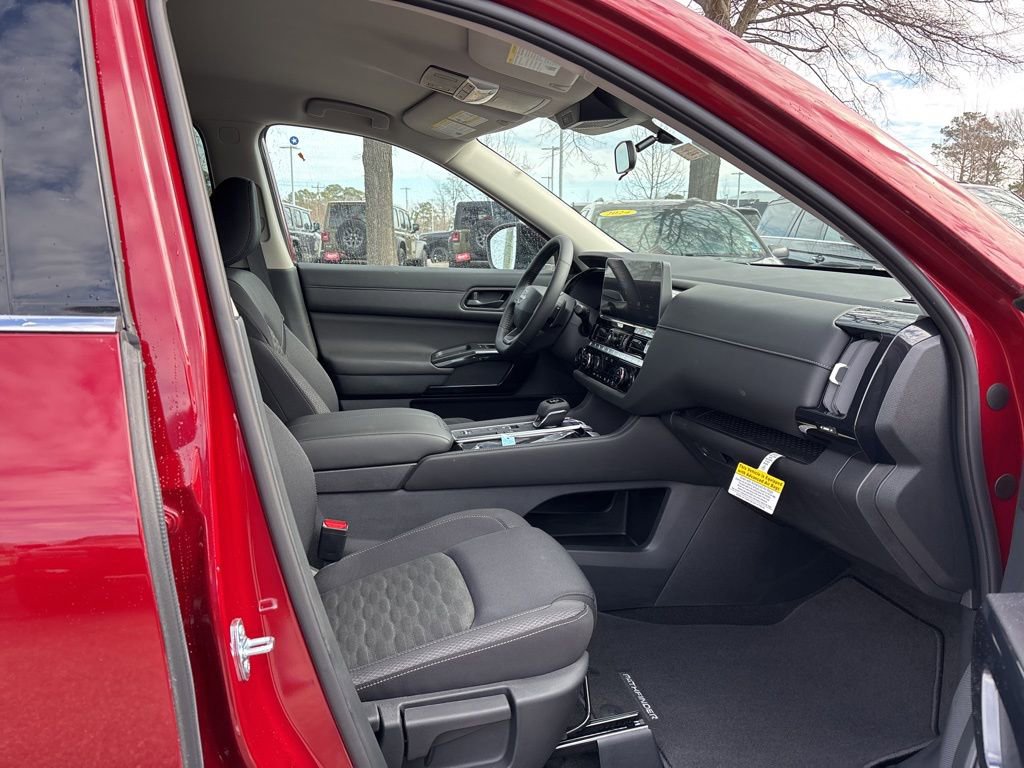 New 2026 Nissan Pathfinder SV image 20