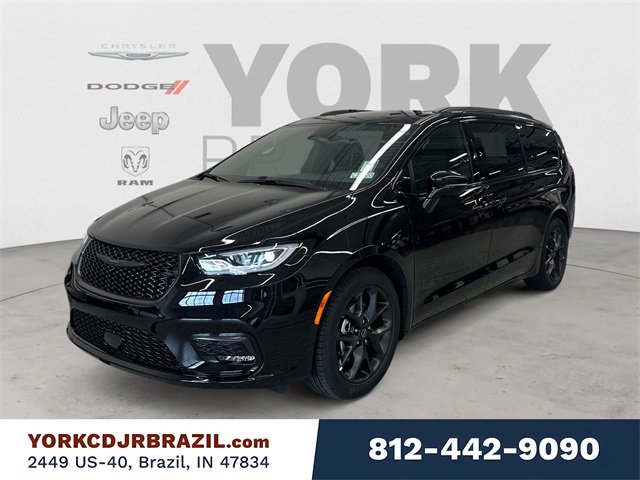 New 2026 Chrysler Pacifica Limited