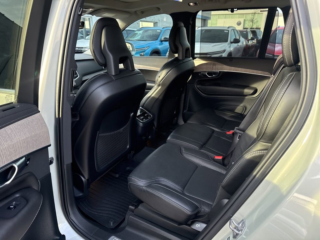 Used 2021 Volvo XC90 T6 Inscription w/ Protection Package Premier image 15