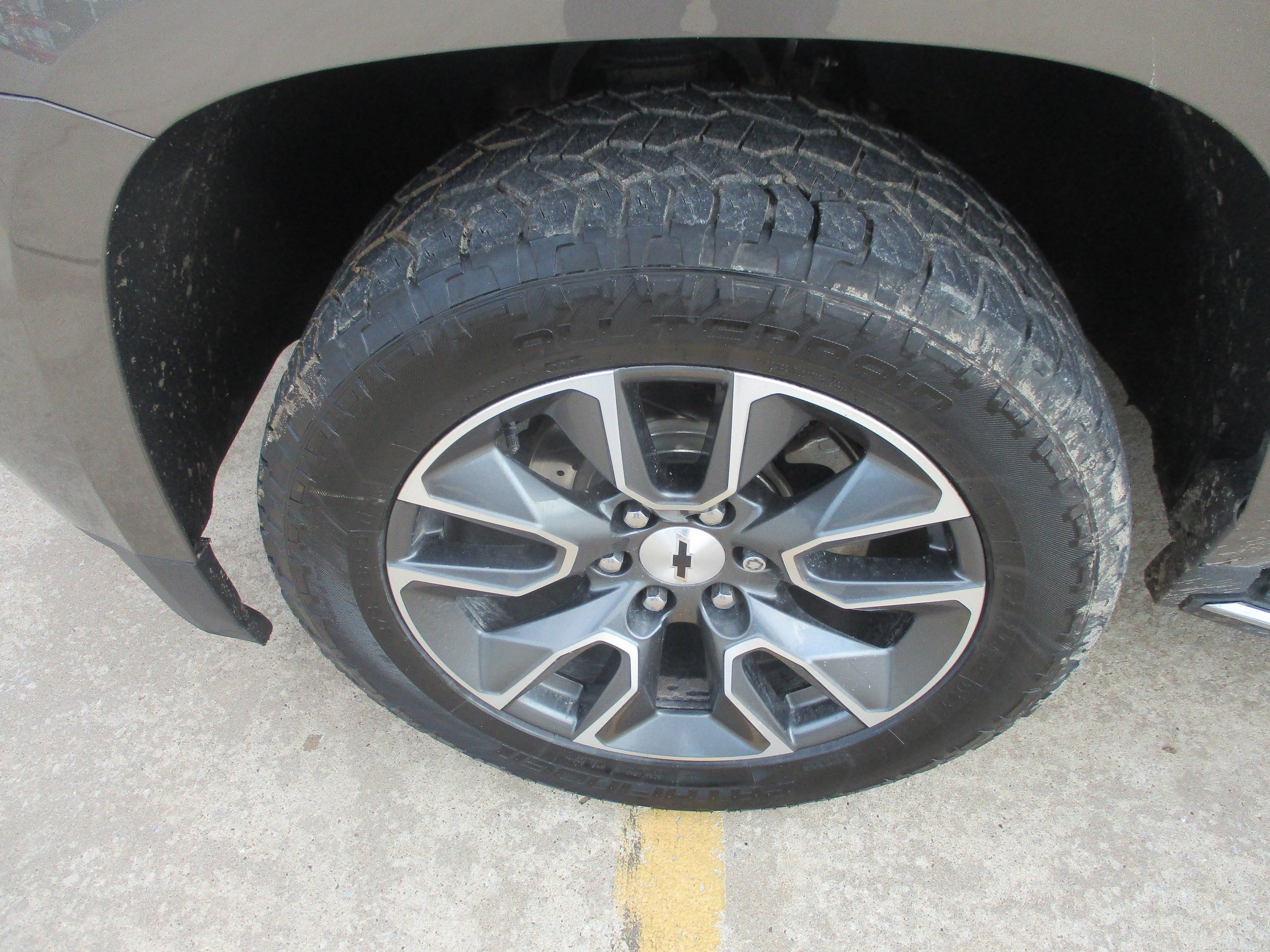 Used 2016 Chevrolet Tahoe LTZ AWD/4WD image 3