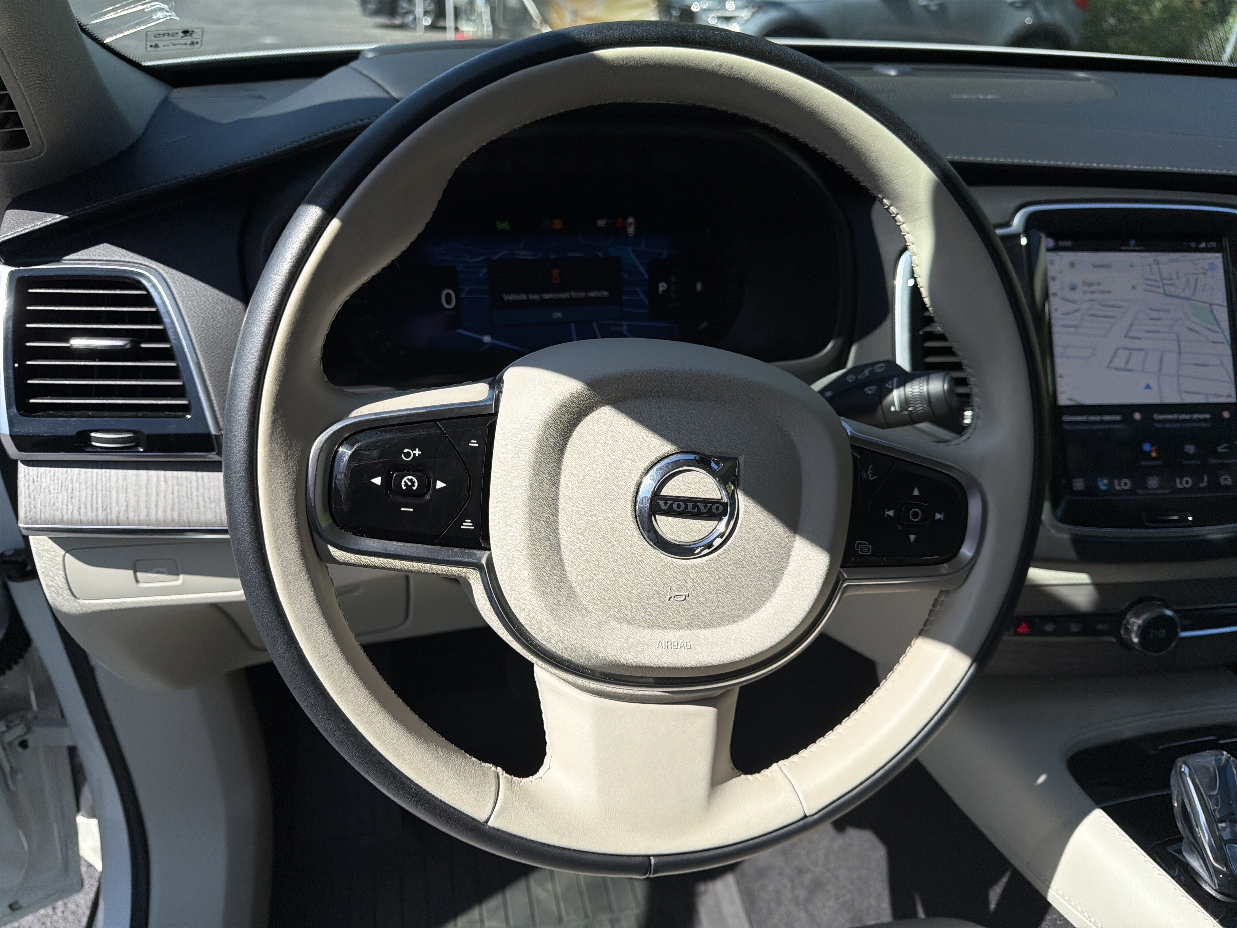 Certified 2023 Volvo XC90 B6 Ultimate image 18