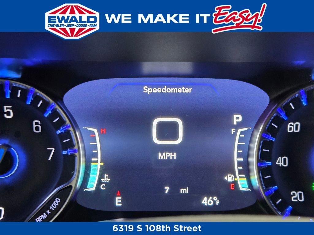 New 2026 Chrysler Pacifica Select FWD image 22