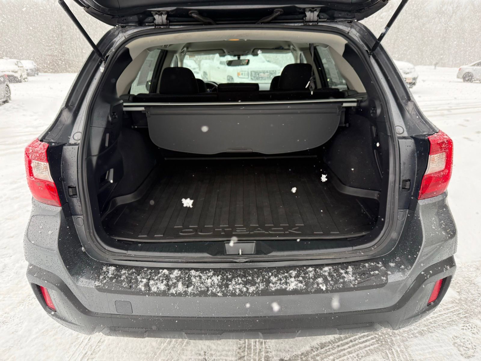 Used 2019 Subaru Outback 2.5i Premium image 37