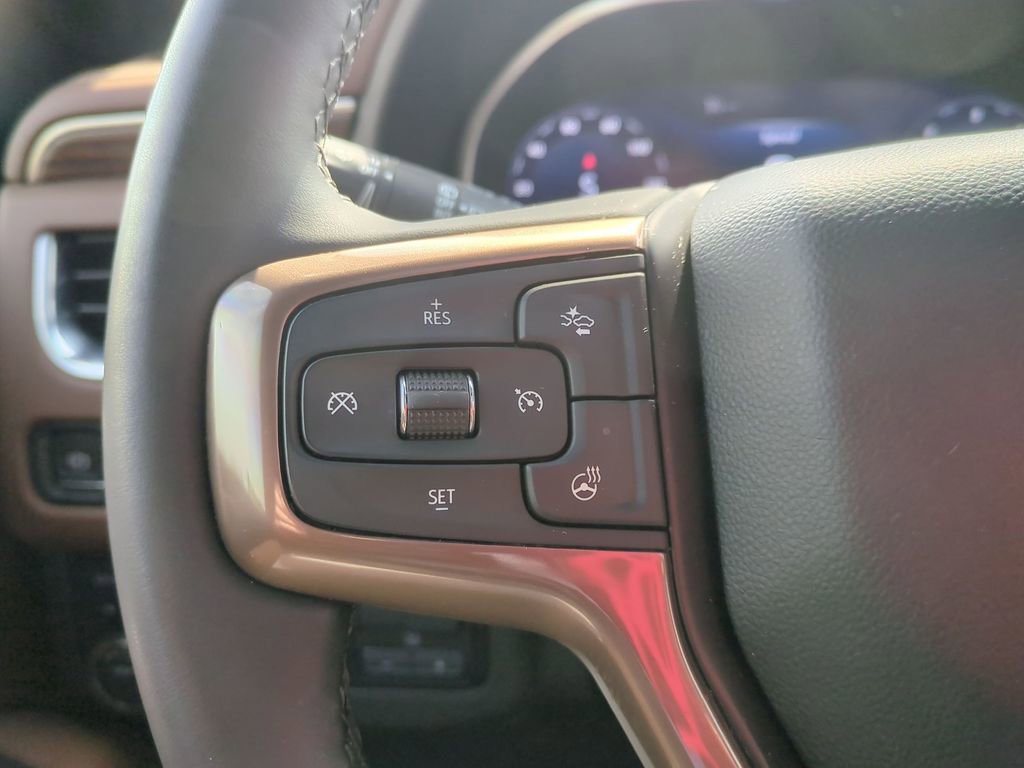 Used 2024 Chevrolet Tahoe High Country w/ Premium Package image 14