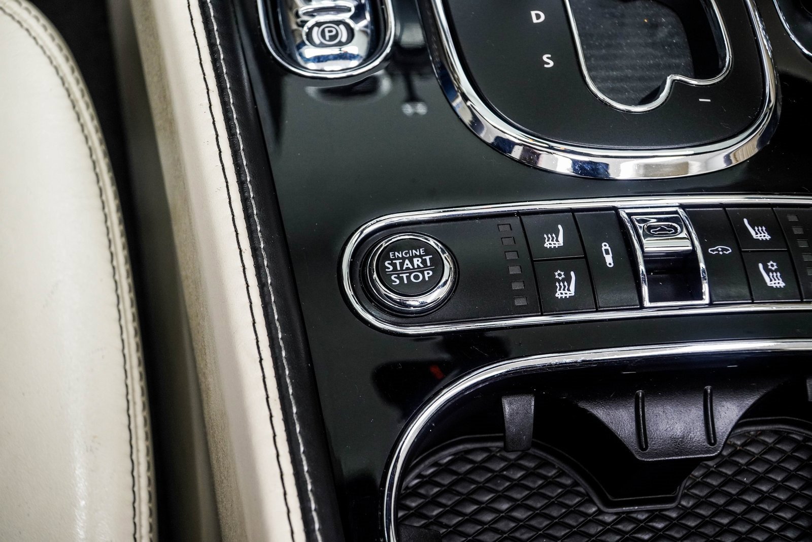 Used 2017 Bentley Continental GT image 20