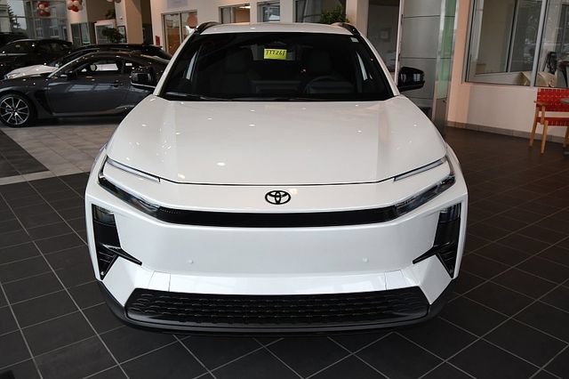 New 2026 Toyota C-HR AWD/4WD image 2