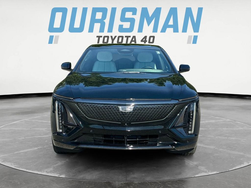 Used 2024 Cadillac Lyriq Sport w/ LPO, Floor Liner Package AWD/4WD image 2