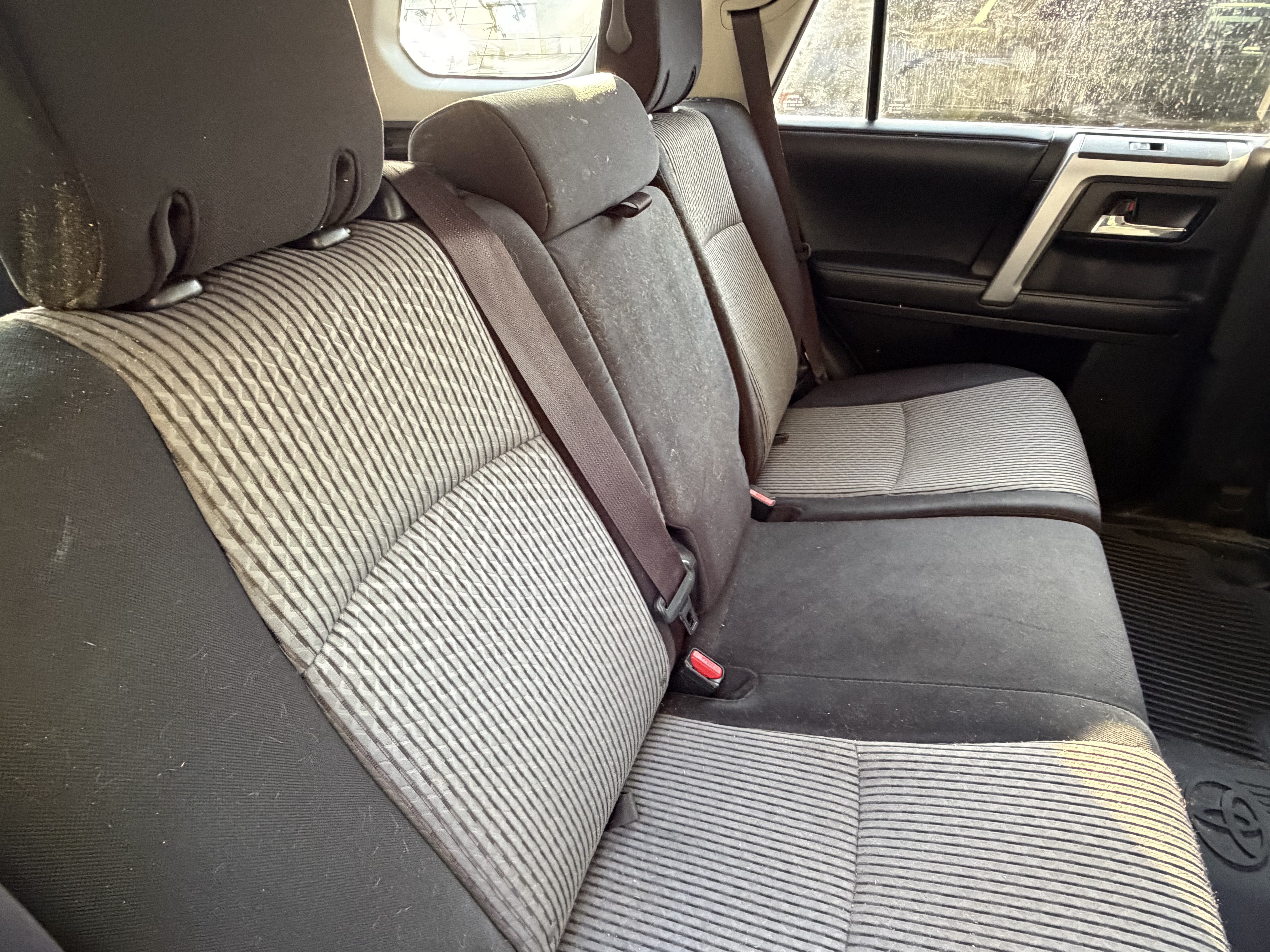 Used 2016 Toyota 4Runner SR5 AWD/4WD image 39