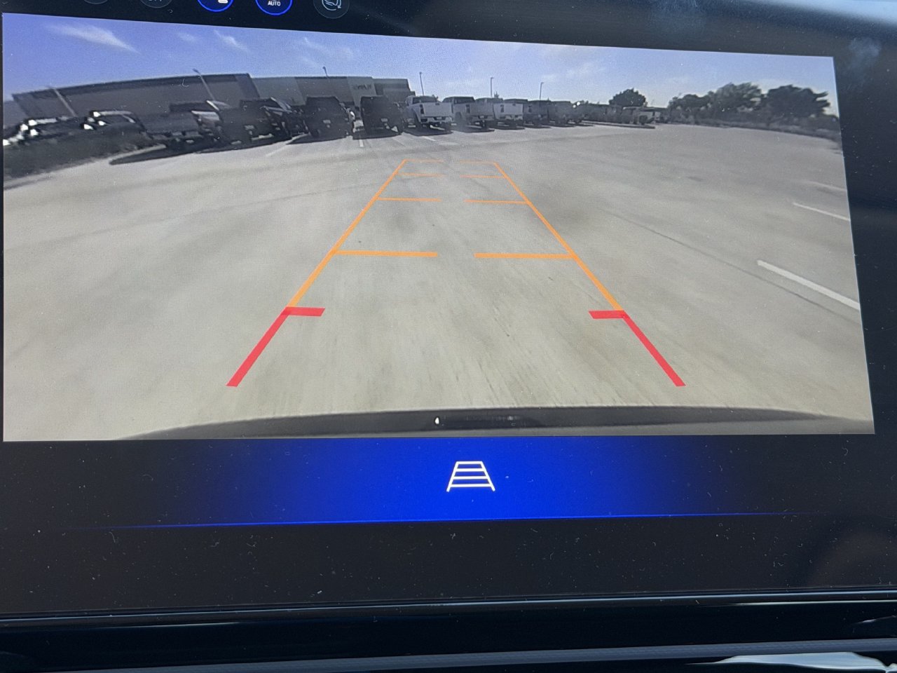 Used 2027 Chevrolet Bolt RS FWD image 17