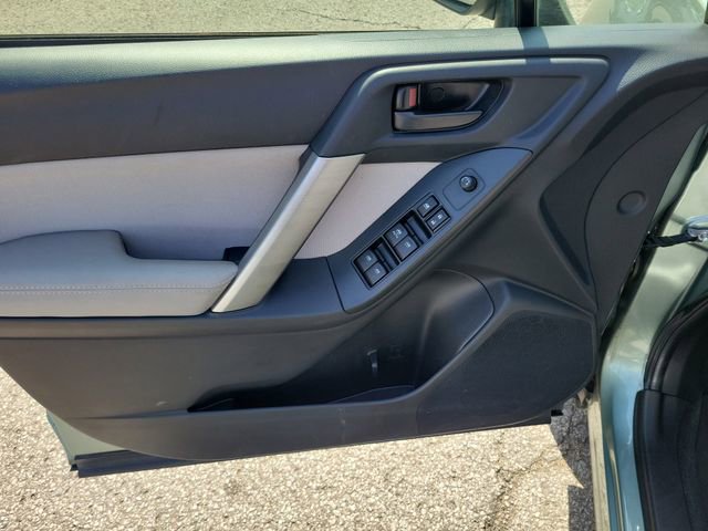 Used 2016 Subaru Forester 2.5i Premium w/ Popular Package #2 AWD/4WD image 17