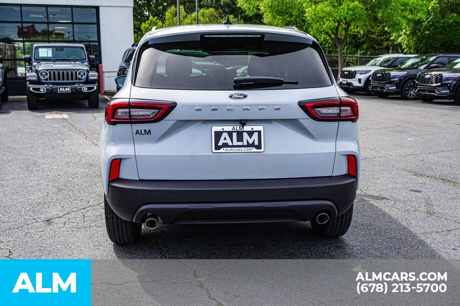 Used 2026 Ford Escape ST-Line FWD image 11