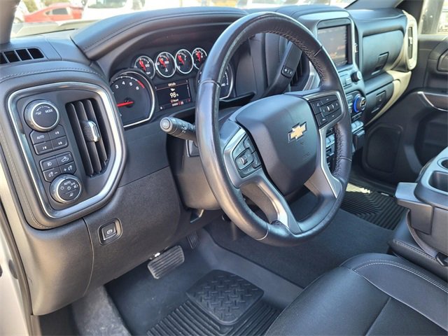 Used 2022 Chevrolet Silverado 2500 LTZ w/ Gooseneck/5TH Wheel Package image 15