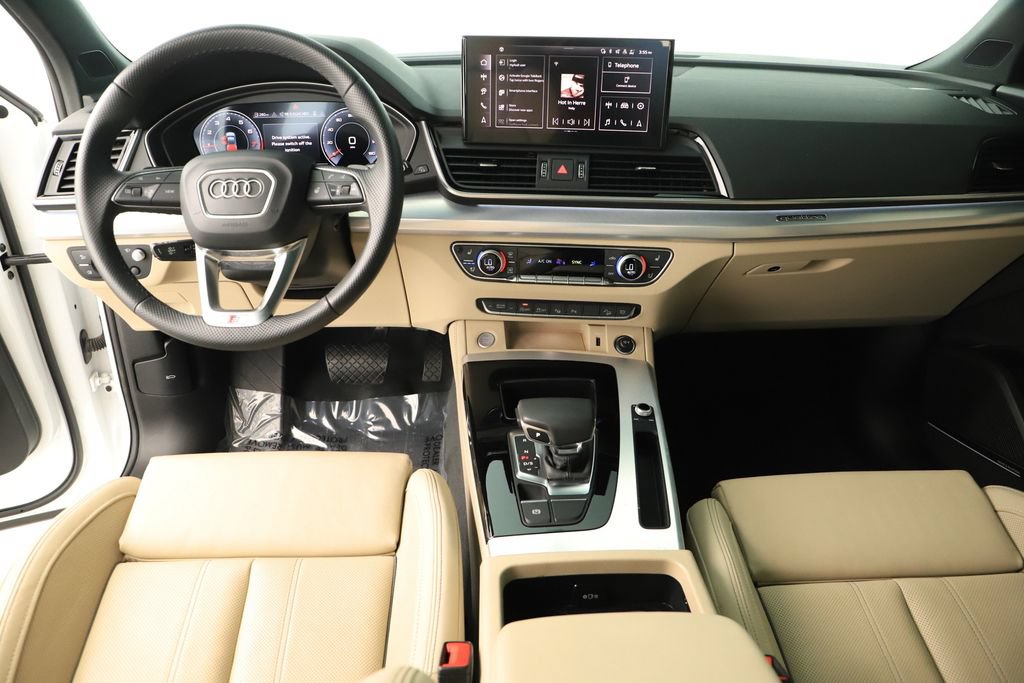 Certified 2024 Audi Q5 2.0T Prestige AWD/4WD image 18