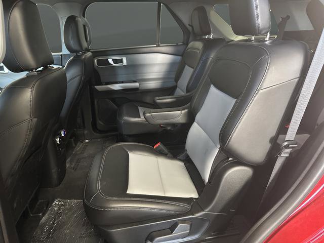 Used 2022 Ford Explorer XLT w/ Equipment Group 202A image 28