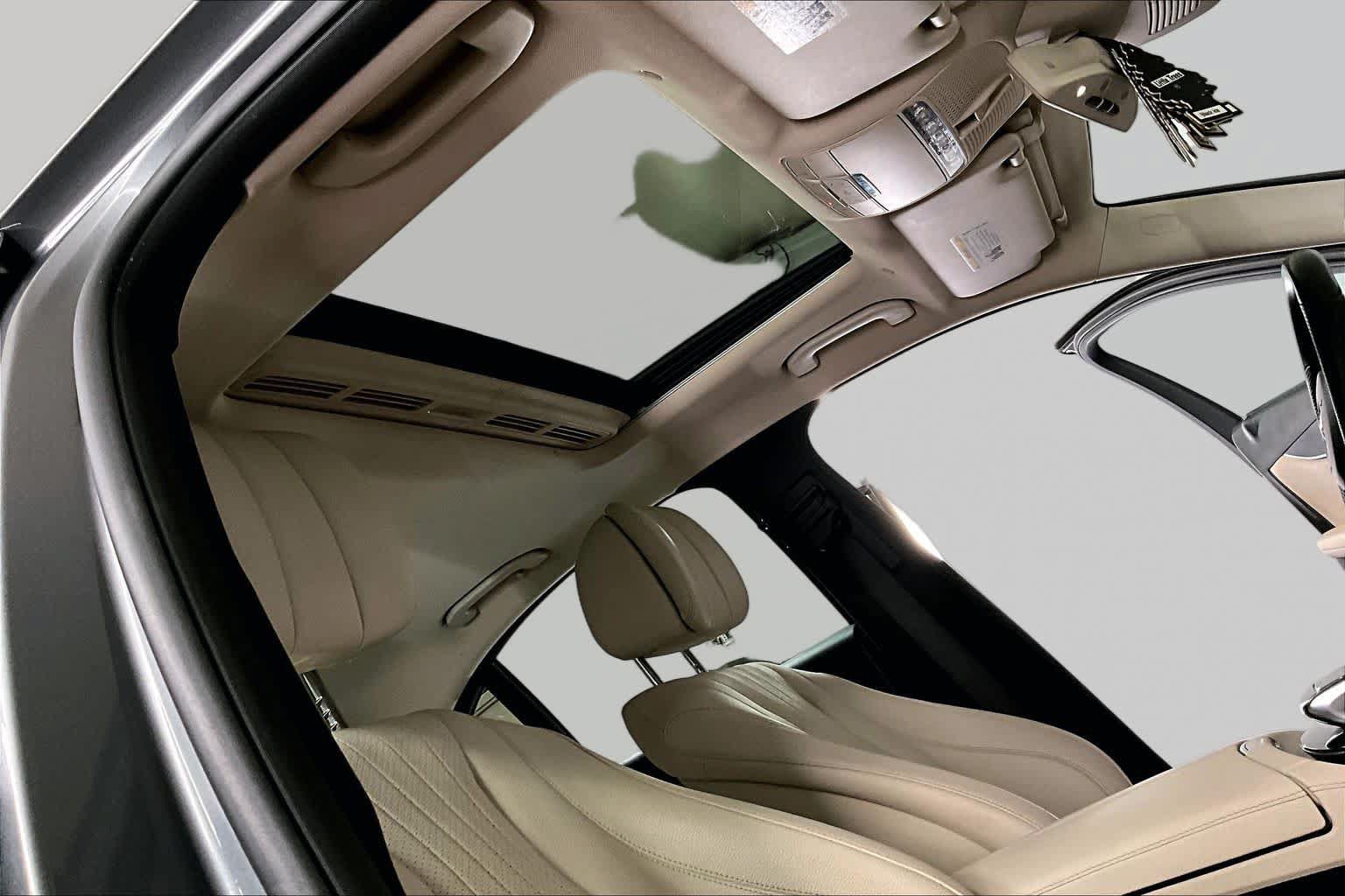 Certified 2017 Mercedes-Benz E 300 4MATIC image 14