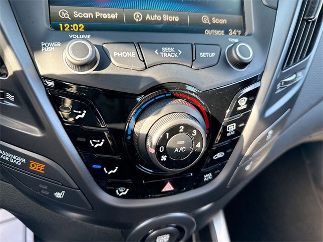 Used 2016 Hyundai Veloster Turbo image 18