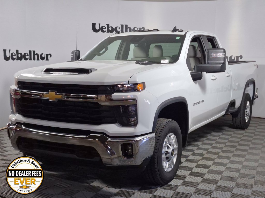 New 2026 Chevrolet Silverado 2500 LT w/ Convenience Package AWD/4WD image 3