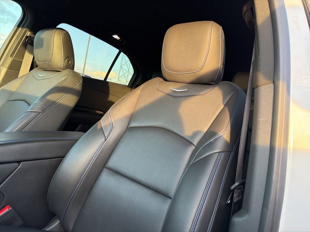 Used 2024 Cadillac XT4 Sport w/ Cold Weather Package image 16